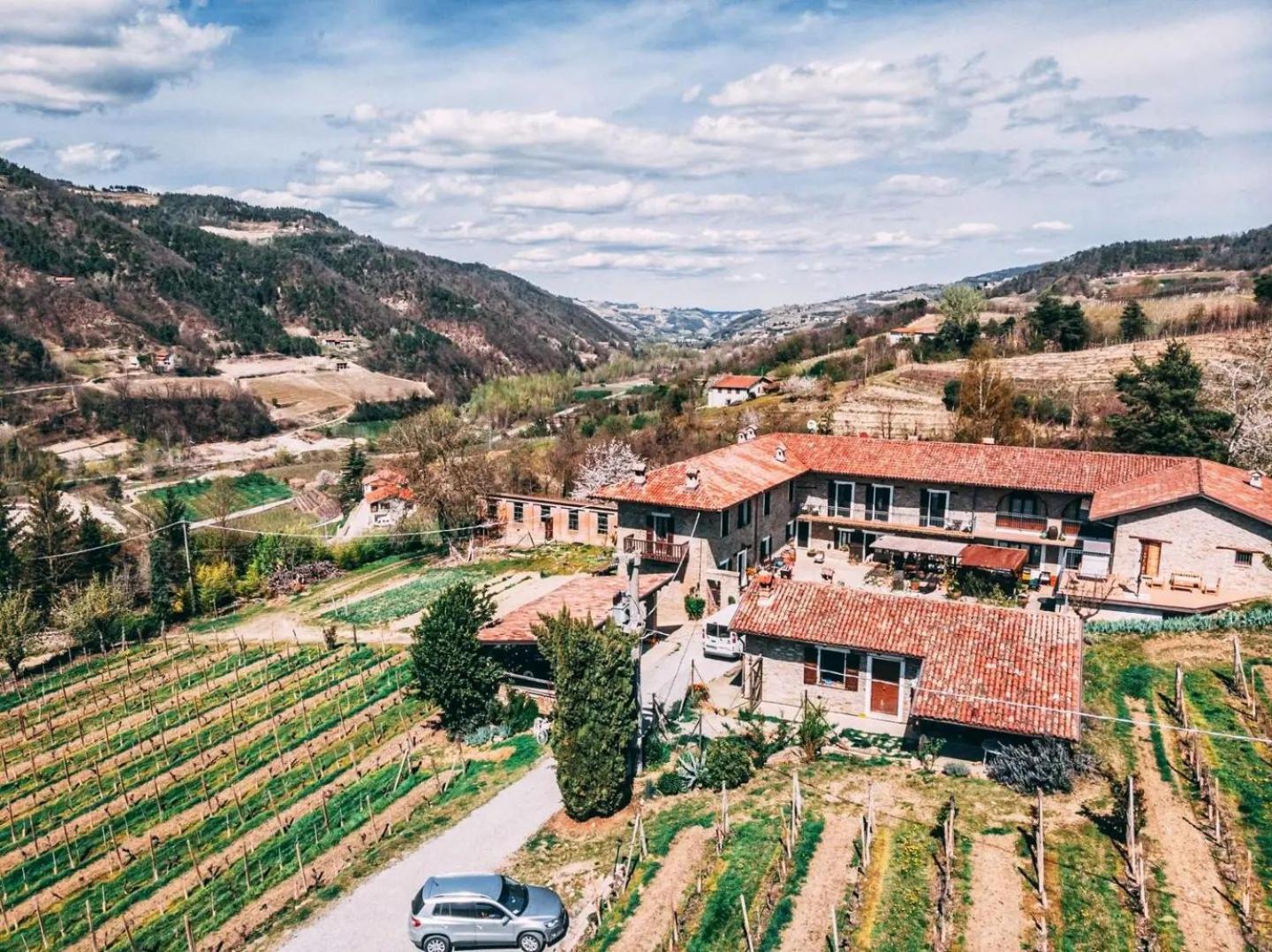 Agriturismo Tenuta San Giuseppe Cossano Belbo Exteriör bild