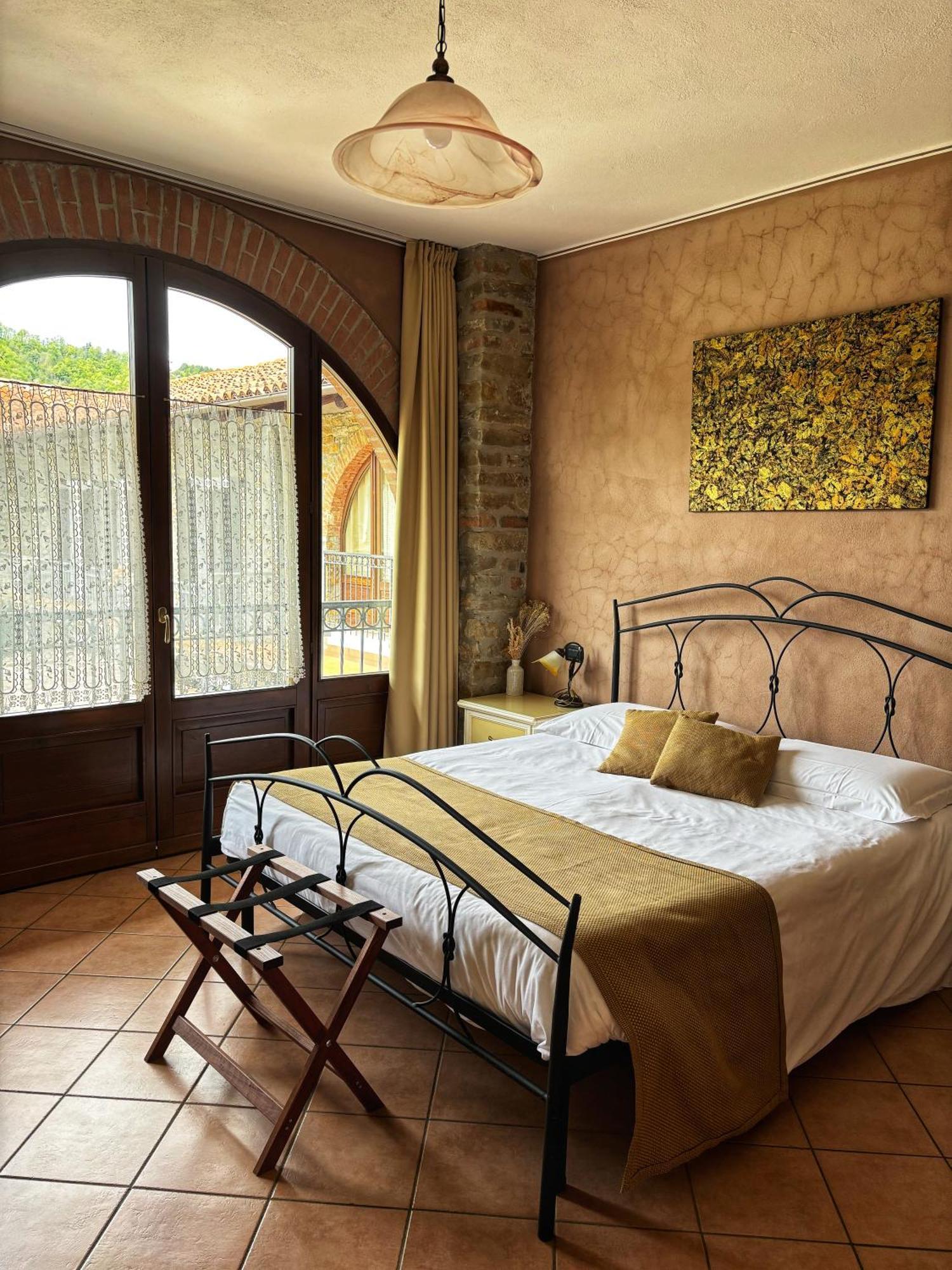 Agriturismo Tenuta San Giuseppe Cossano Belbo Exteriör bild