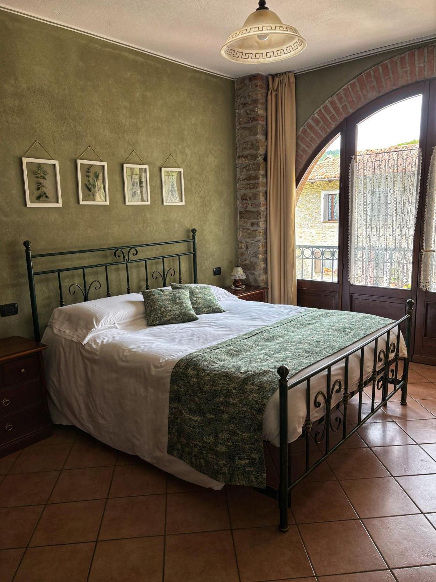 Agriturismo Tenuta San Giuseppe Cossano Belbo Exteriör bild